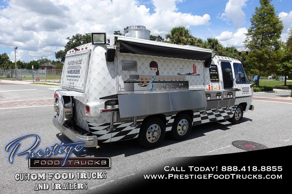 retro food truck parked in a parking lot