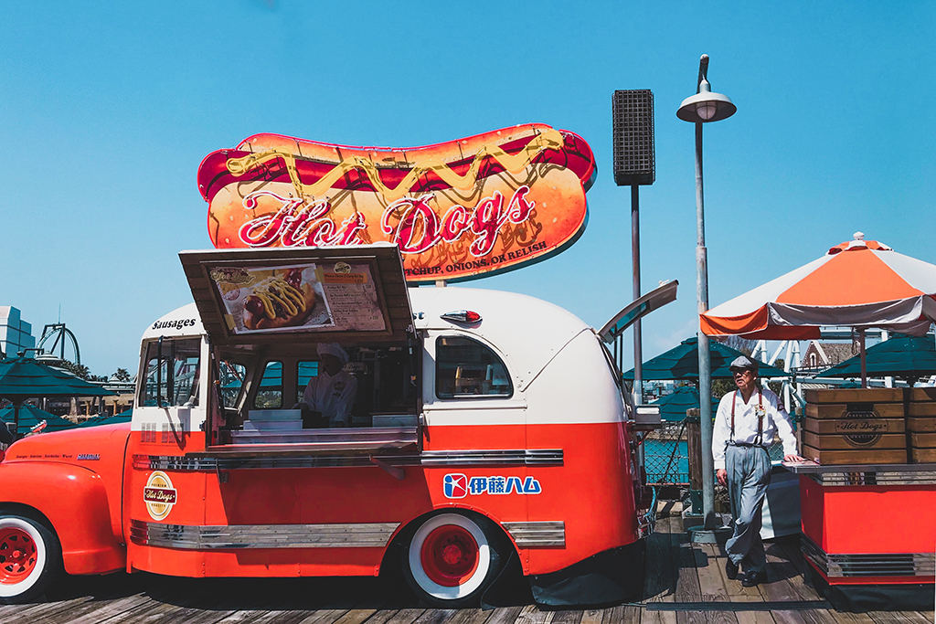 history-of-food-trucks-and-how-they-ve-shaped-america